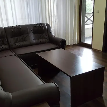 Nikolovi Apartment *
